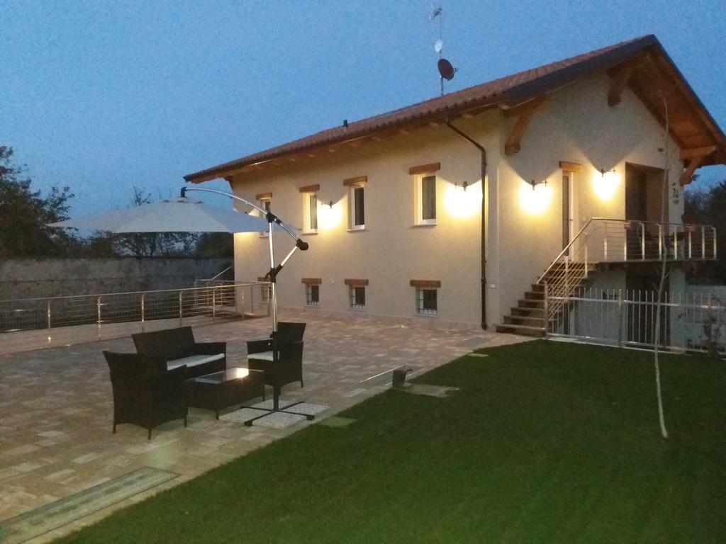 La Casa Di Kiki Villa Cuneo Bagian luar foto